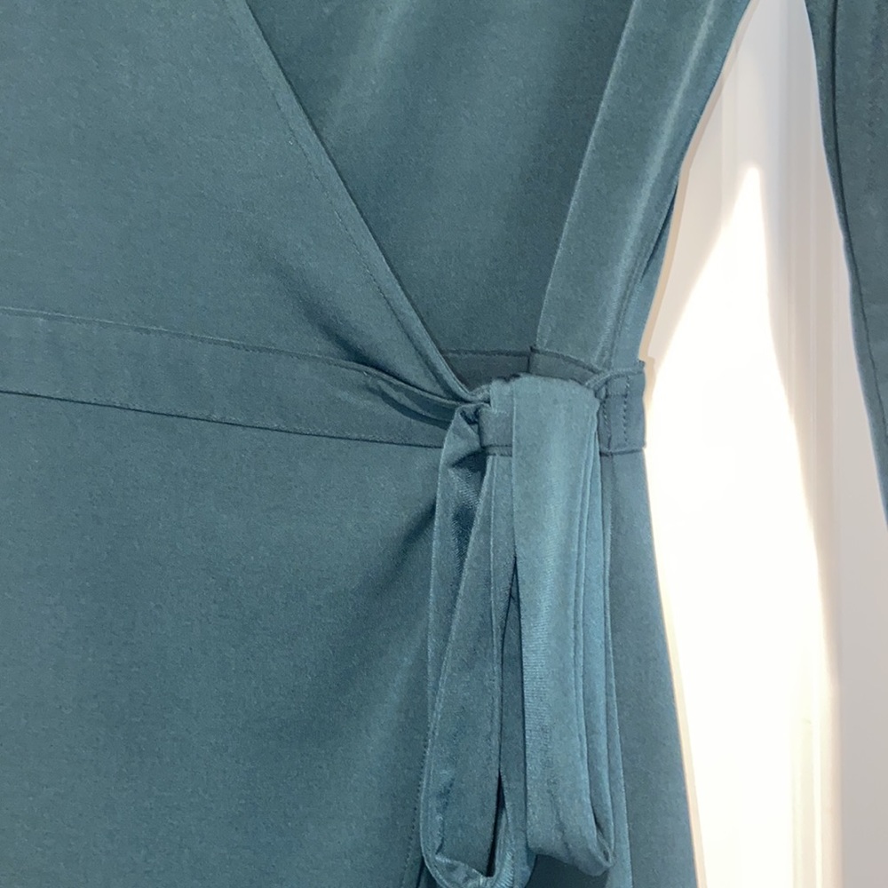 Emerald Green Wrap Dress - Picture 3 of 4